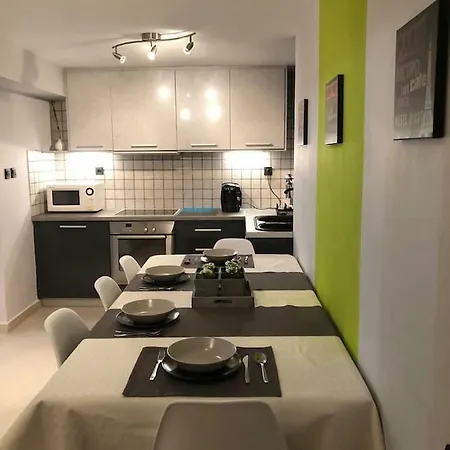 Holiday home Contemporary With Bbq In North Evia *